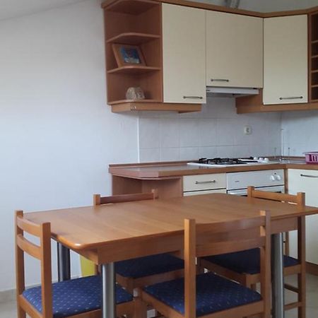 Apartments Ukic Tribalj Eksteriør bilde