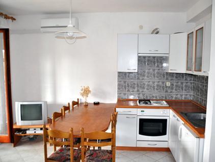 Apartments Ukic Tribalj Eksteriør bilde